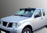 Nissan Navara 2006–2015 Sluneční clona na čelní sklo (na rámu) fotografie 5