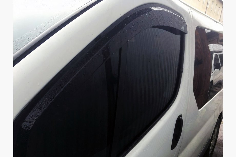 Nissan Primastar 2002–2014 Ofuky oken (2 ks, DDU) Image