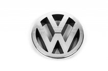 Volkswagen Touran 2003–2010 Přední znak 1T0 853 601A (2003-2006) fotografie 1