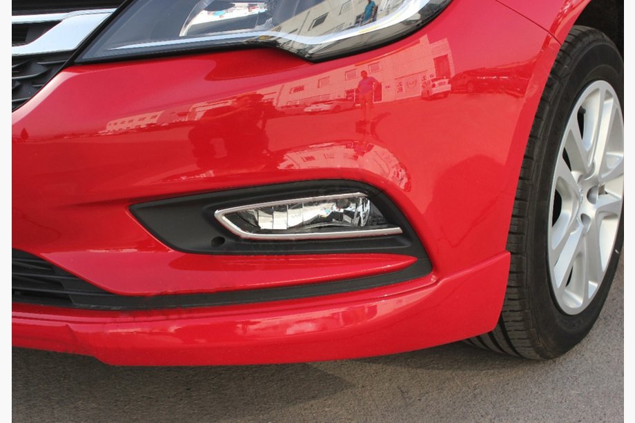 Opel Astra K 2016–2021 Rámečky mlhových světel OmsaLine (2 ks, nerez) Image
