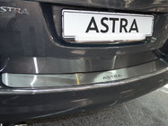 Opel Astra J 2009–2015 Nerezová lišta zadního nárazníku Natanika fotografie 1