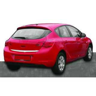 Nerezová lišta hrany víka kufru Opel Astra J 2009–2015 fotografie 1