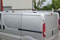 Renault Trafic 2001–2015 Střešní ližiny Skyport (šedé) fotografie 6