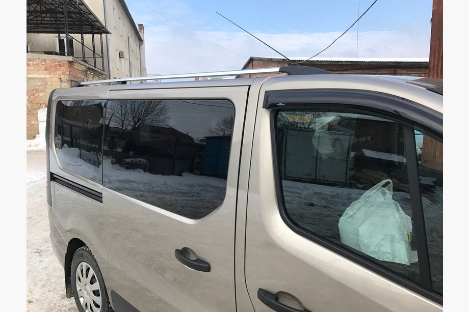 Renault Trafic 2015– Chromované střešní ližiny Fotografie 4