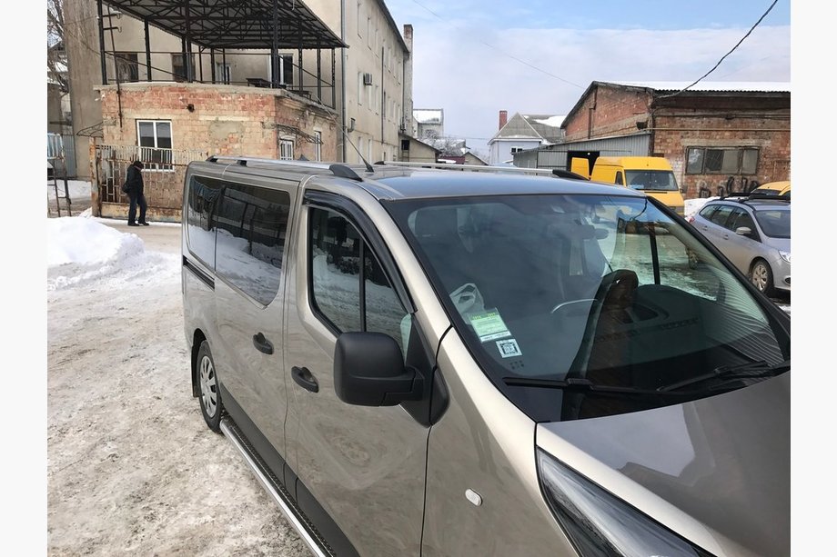 Renault Trafic 2015– Chromované střešní ližiny Fotografie 2