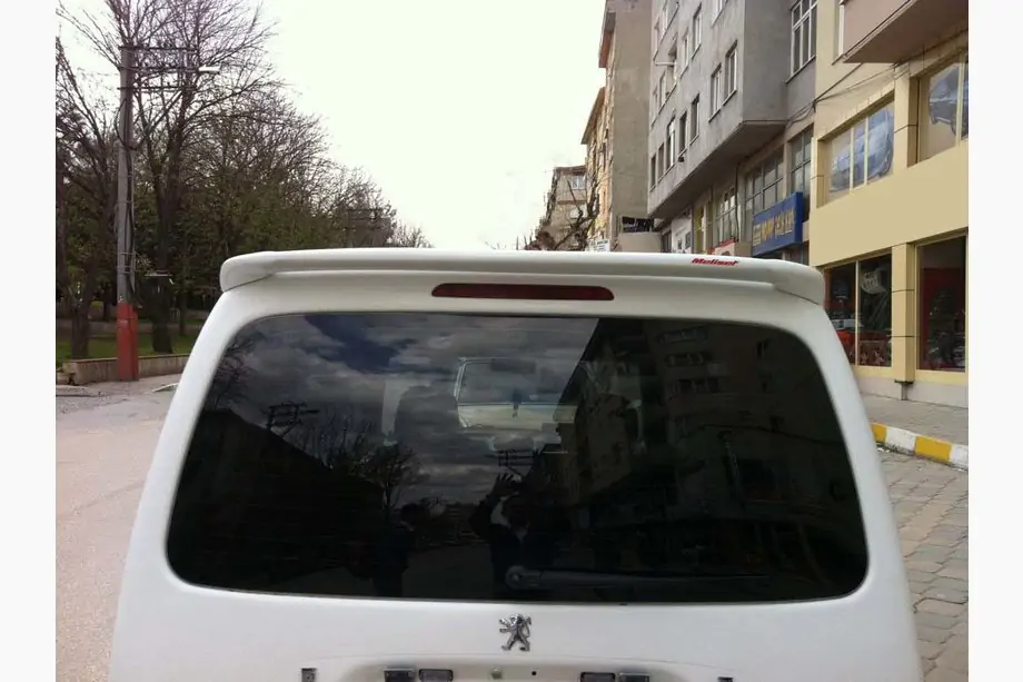 Citroen Berlingo 1996–2008 Spoiler Anatomic (k lakování) Image