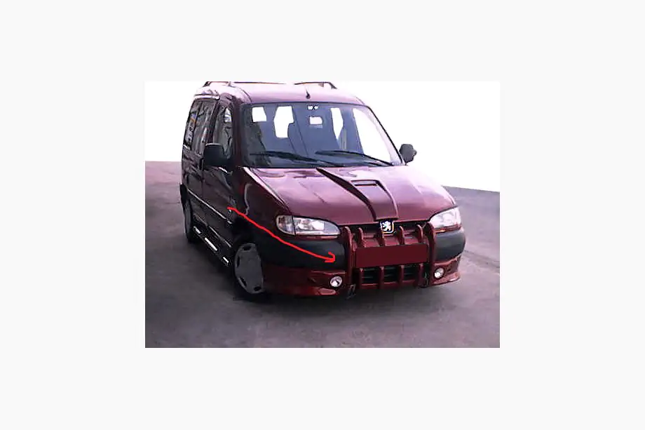 Peugeot Partner 1996–2008 Nástavec předního nárazníku Tesáky (k lakování) Image