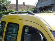 Renault Kangoo 1998–2008 Chromované střešní ližiny Standardní základna, plastové patky fotografie 2
