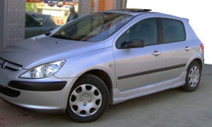 Peugeot 307 2001–2008 Boční prahy (k lakování) fotografie 1
