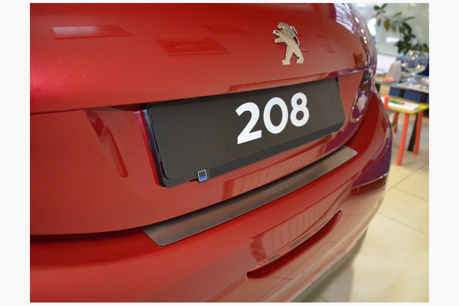 Peugeot 208 2012–2019 Nerezová lišta zadního nárazníku Natanika Image