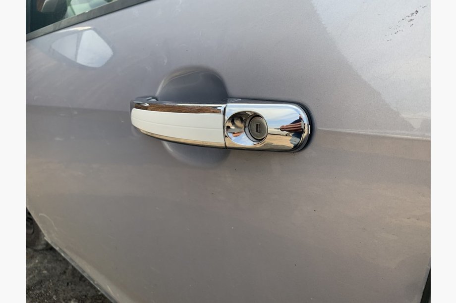 Ford Galaxy 2007–2015 Kryty klik dveří s bílým proužkem (4 ks, ABS) Image