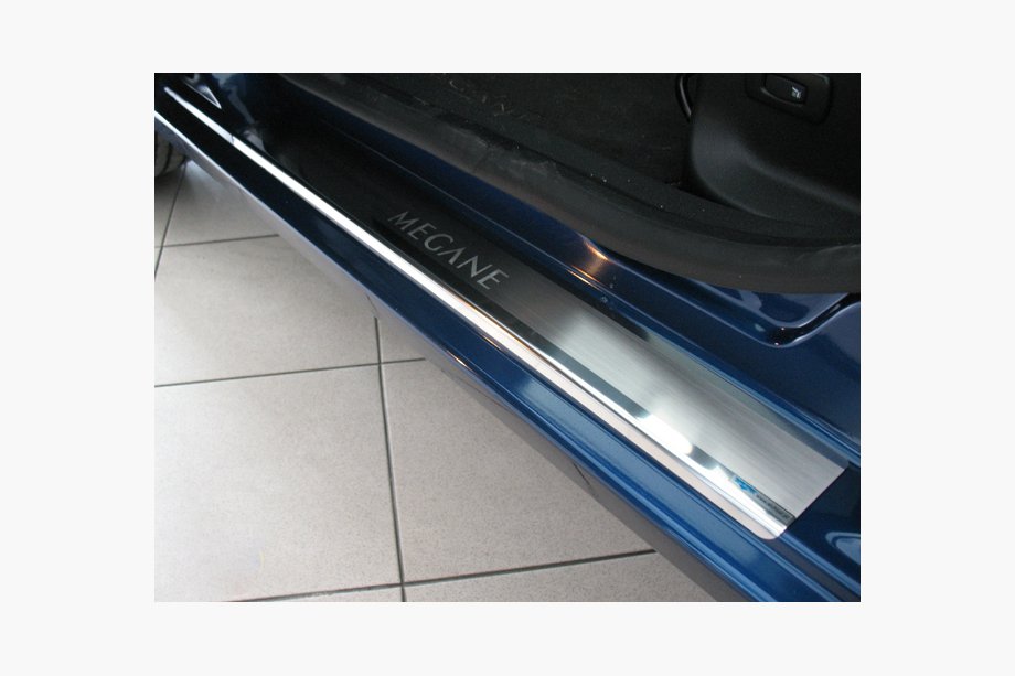 Renault Megane III 2009–2016 Nerezové kryty prahů Nataniko (4 ks, nerez) Standard - páska Lohmann, 0,5 mm Image