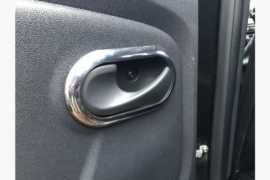 Renault Megane II 2004–2009 Chromové kryty vnitřních klik Carmos (4 ks, nerez) Image