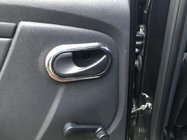 Renault Duster 2008–2017 Nerezové kryty vnitřních klik Carmos (4 ks) fotografie 3