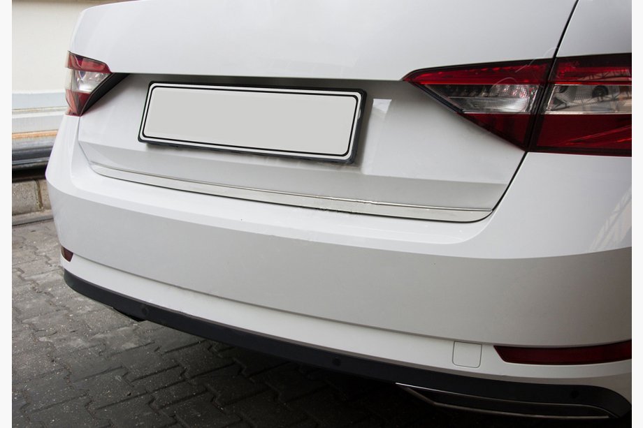 Skoda Superb 2015–2024 Lišta hrany víka kufru (sedan, nerez) Image