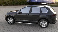 Volkswagen Touareg 2010–2018 Boční nášlapy Fullmond (2 ks, hliník) fotografie 2