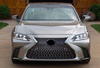 Lexus ES 2012–2018 Přední maska 2015-2018 (F-Sport) fotografie 2