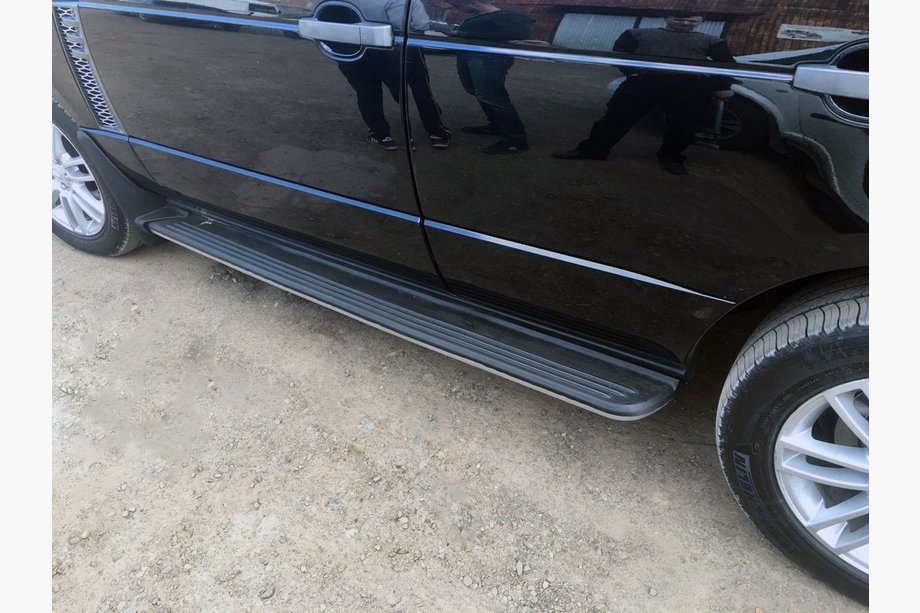 Range Rover III L322 2002–2012 Boční prahy – originální design Image