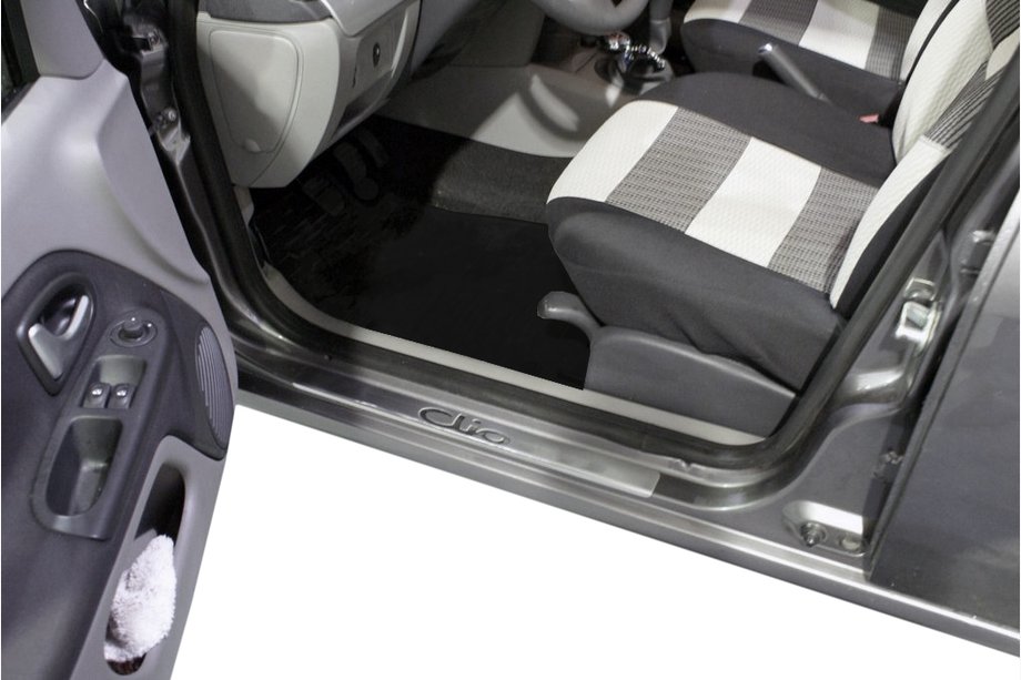 Renault Clio II 1998–2005 Nerezové kryty prahů Omsa (2 ks) Image