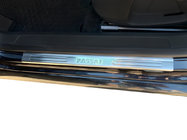Volkswagen Passat CC 2008–2017 Nerezové prahové lišty OmsaLine typ 1 (4 ks, nerez) fotografie 1