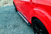 Opel Vivaro 2019– Boční nášlapy Vision New Grey (2 ks, hliník) XS – Krátký rozvor fotografie 3