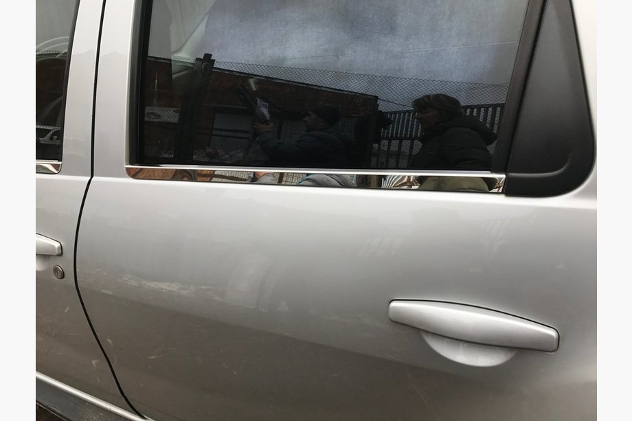 Dacia Duster 2008–2018 Okenní lišty (4 ks, nerez) Fotografie 2