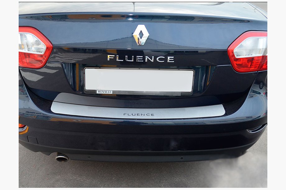 Renault Fluence 2009–2016 Nerezová lišta zadního nárazníku Natanika Image