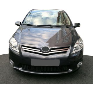 Nerezové lišty na masku chladiče Toyota Auris 2007–2012