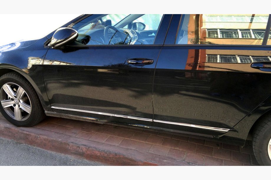 Volkswagen Golf 7/E-Golf 2012–2020 Nerezové lišty dveří (4 ks) Image