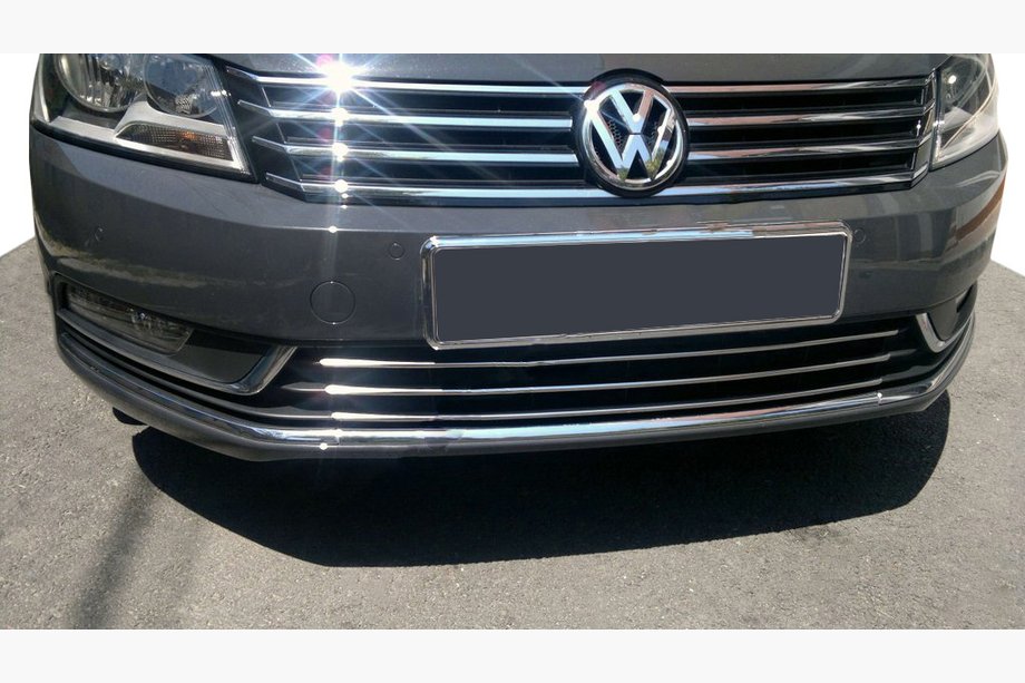 Volkswagen Passat B7 2012–2015 Výprodej! Nerezové lišty na mřížku nárazníku Image