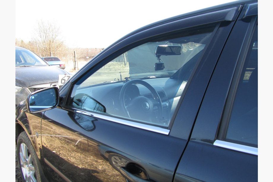 Skoda Octavia I Tour A4 1996–2010 Okenní lišty (4 ks, nerez) Fotografie 3