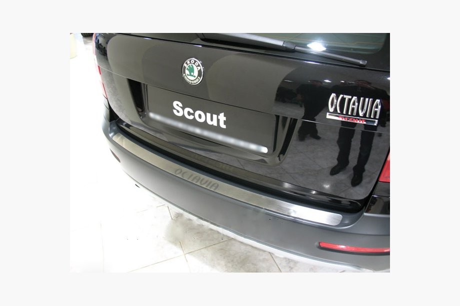Skoda Octavia II A5 2006–2010 Ochranná lišta na zadní nárazník Nataniko (nerez) Combi Image