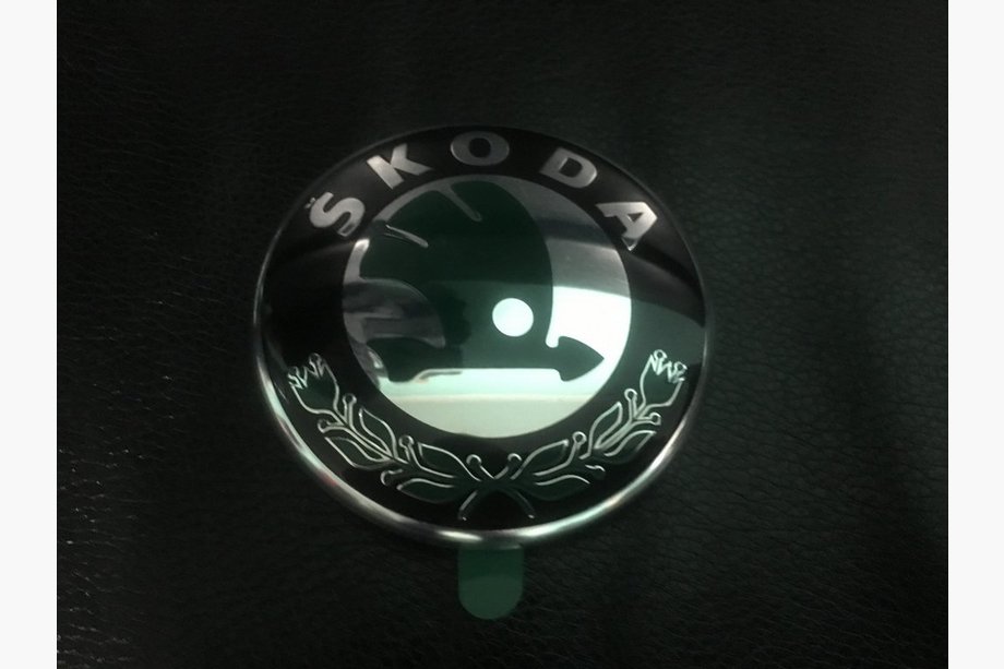 Skoda Fabia 2000–2007 Originální emblém (79 mm) Originál Image