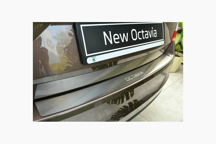 Skoda Octavia III A7 2013–2019 Ochranná lišta zadního nárazníku Nathaniko (nerez) Image