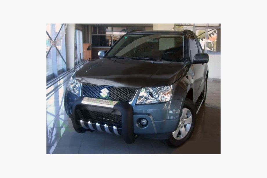 Suzuki Grand Vitara 2005–2017 Přední ochranný rám z polyuretanu (nízký) Image
