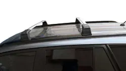 Lexus GX460 2009–2023 Uzamykatelné střešní příčníky na integrované podélníky (2 ks) fotografie 1