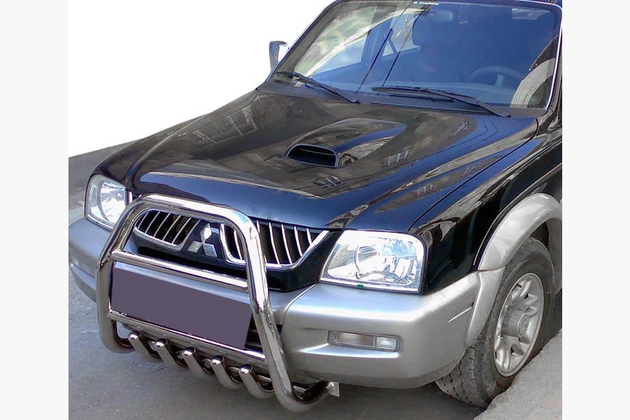 Mitsubishi L200 1996–2006 Přední ochranný rám QT007 (nerez) Image