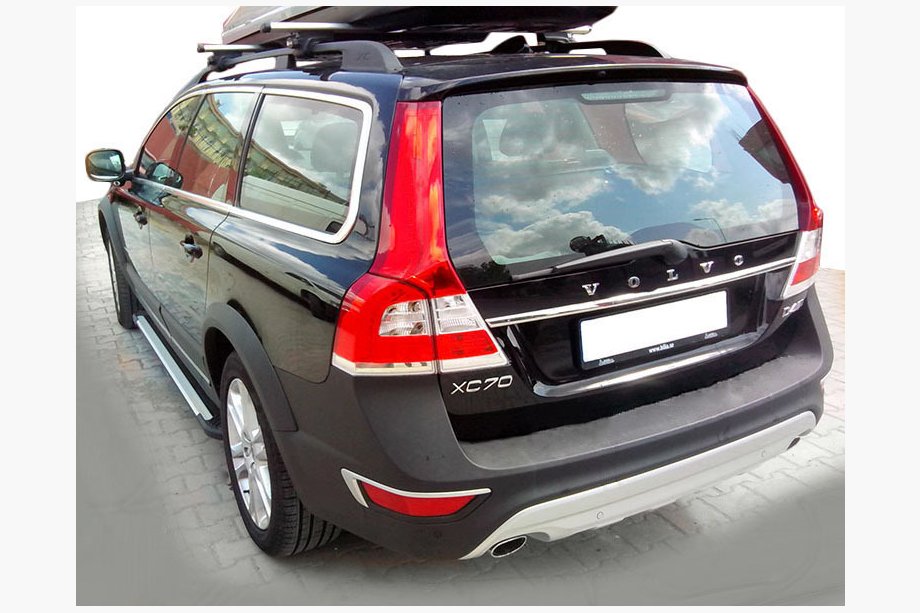 Volvo XC60 2009–2017 Boční nášlapy Rainbow (2 ks, hliník) Image