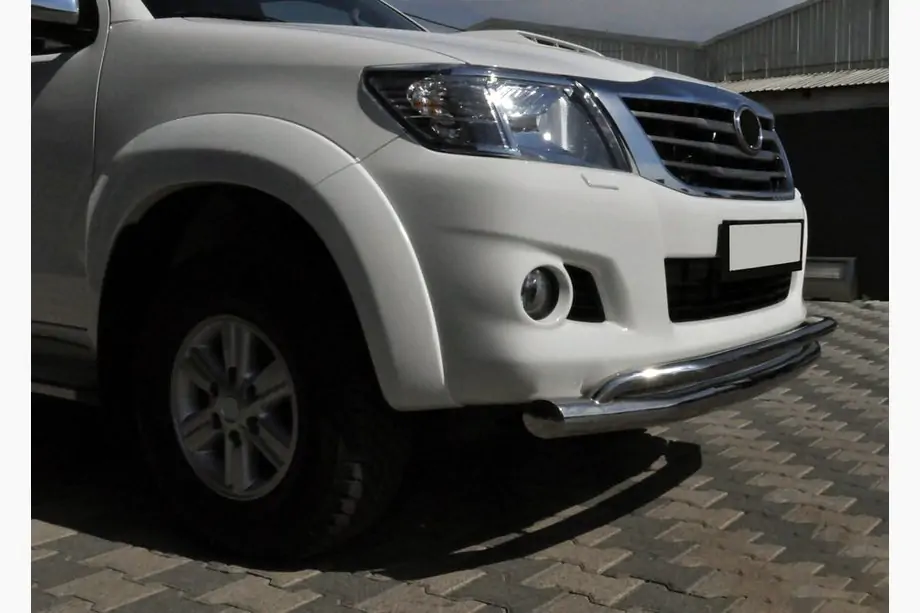 Toyota Hilux 2006–2015 Přední ochranný rám ST017 (nerez) Image