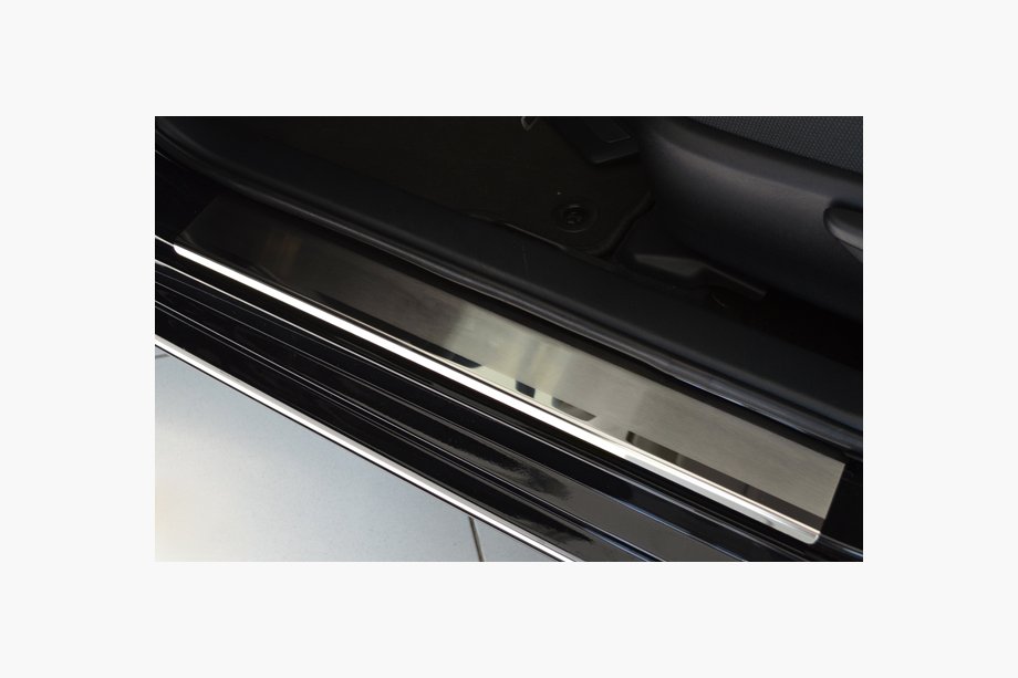 Toyota Camry 2017–2023 Nerezové kryty prahů Nataniko (4 ks, nerez) Standard - páska Lohmann, 0,5 mm Image