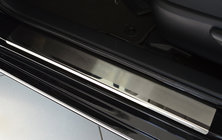 Toyota Camry 2011–2017 Nerezové kryty prahů Nataniko (4 ks, nerez) Premium – 3M páska, 0,8 mm fotografie 3