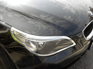 BMW řada 5 E60/E61 2003–2010 Rámečky světlometů (2 ks, plast) fotografie 1