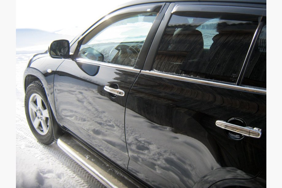 Toyota Rav 4 2006–2013 Vnější okenní lišty (4 ks, nerez) OmsaLine – italská nerezová ocel Image