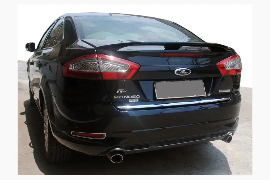 Ford Mondeo 2008–2014 Nerezová lišta na hranu víka kufru Image