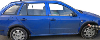 Skoda Fabia 2000–2007 Lemy blatníků (sada, černé) fotografie 1