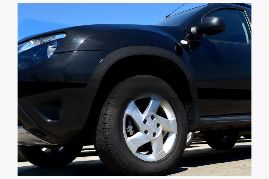 Renault Duster 2008–2017 Kryty lemů blatníků (4 ks, černý kov) Matná černá Image