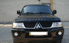 Mitsubishi Pajero Sport 1996–2007 Deflektor kapoty (VIP) fotografie 1