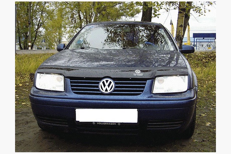 Volkswagen Bora 1998–2004 Deflektor kapoty (VIP) Image