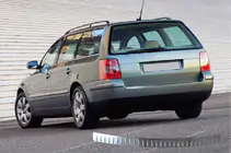 Volkswagen Passat B5 1997–2005 Nerezové lišty na zadní nárazník SW (Omsa) fotografie 1