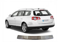 Volkswagen Passat B6 2006–2012 Chromová lišta na zadní nárazník OmsaLine (pouze pro SW) fotografie 1